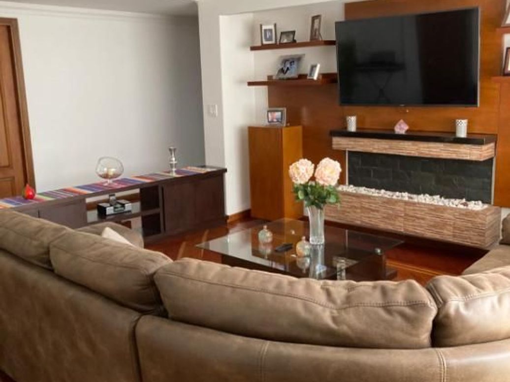 Apartamento de 4 alcobas en venta en La Acanada, Bogotá, 343 m² · foto 11 de 18