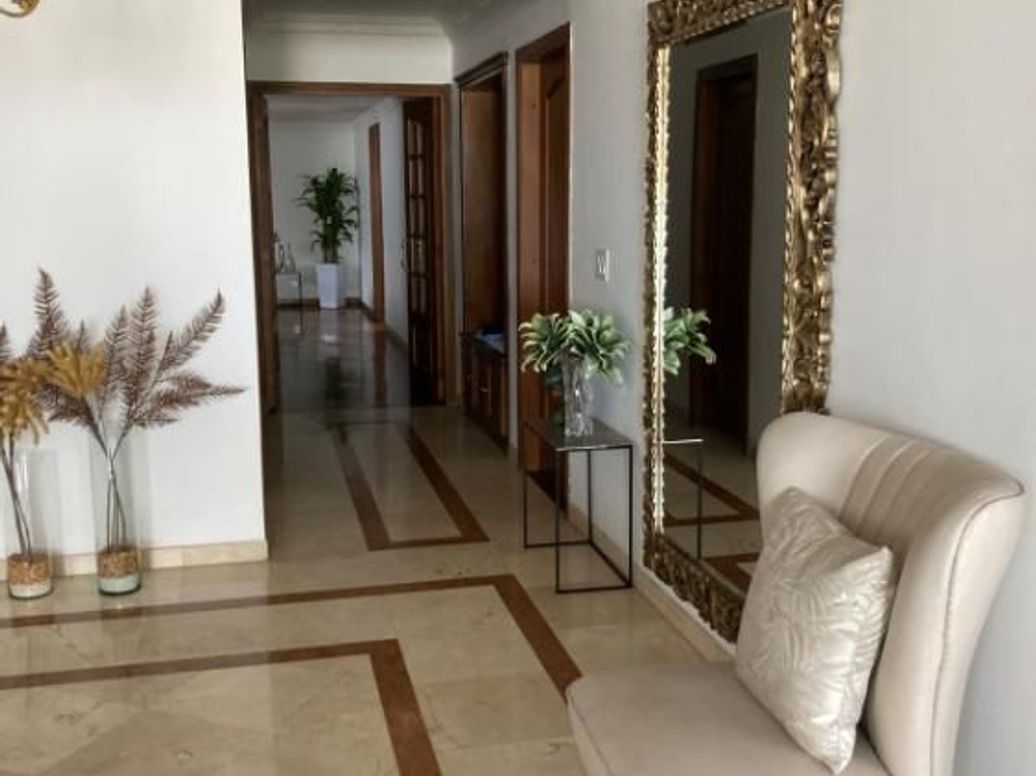 Apartamento de 4 alcobas en venta en La Acanada, Bogotá, 343 m² · foto 10 de 18