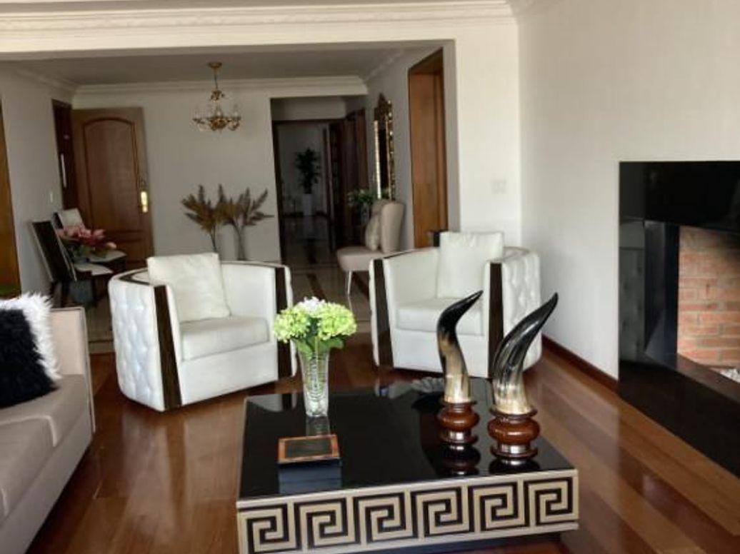 Apartamento de 4 alcobas en venta en La Acanada, Bogotá, 343 m² · foto 3 de 18