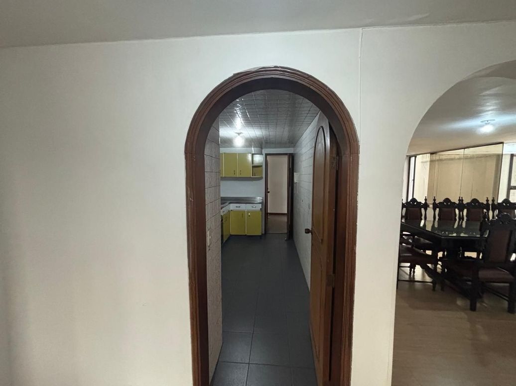 Apartamento de 3 alcobas en venta en Rincon Del Chicó, Bogotá, 125 m² · foto 6 de 13