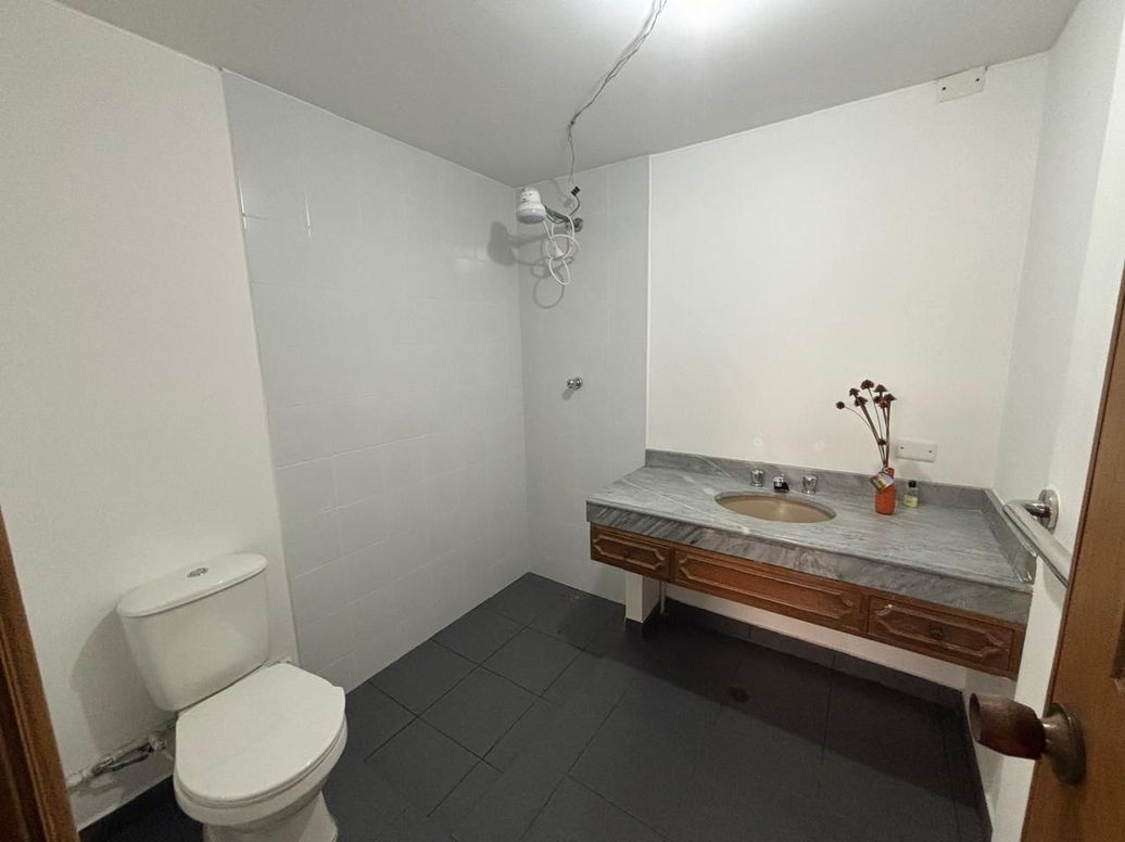 Apartamento de 3 alcobas en venta en Rincon Del Chicó, Bogotá, 125 m² · foto 5 de 13