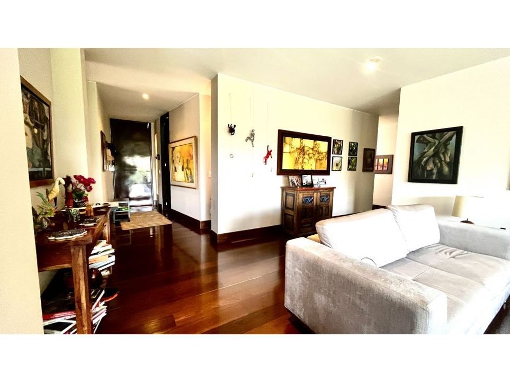 Apartamento de 3 alcobas en venta en La Calleja, Bogotá, 264 m² · foto 5 de 17