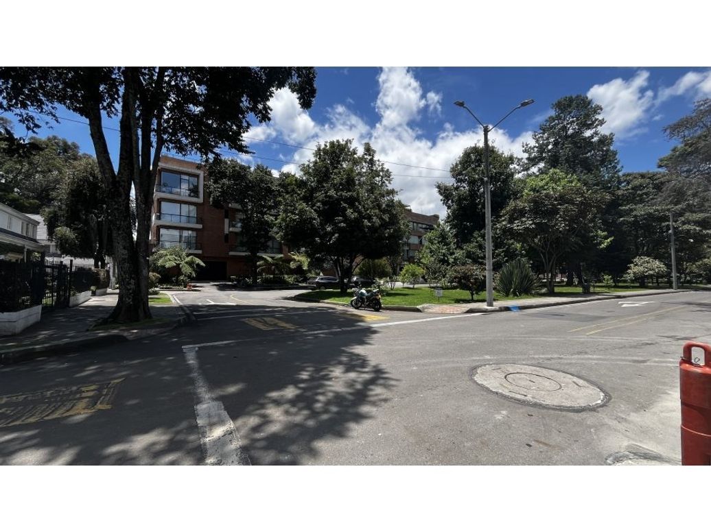 Apartamento de 3 alcobas en venta en La Calleja, Bogotá, 264 m² · foto 7 de 17