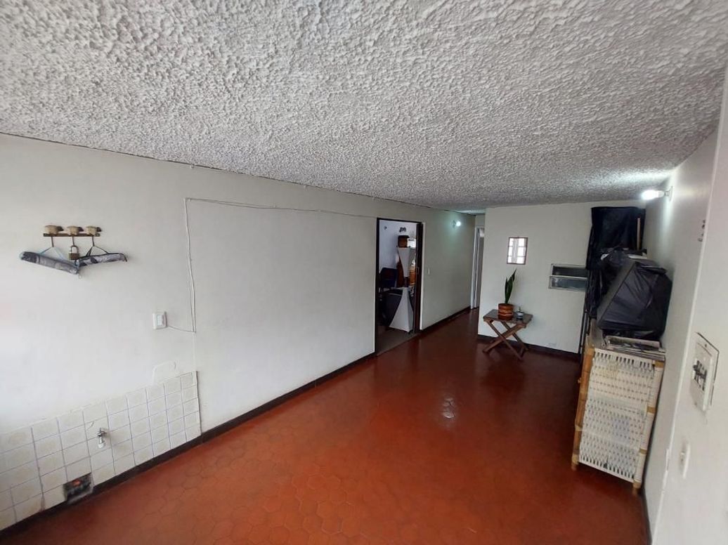 Casa de 5 alcobas en venta en Canódromo, Bogotá, 114 m² · foto 2 de 20