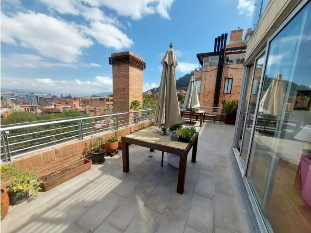 Apartamento de 4 alcobas en venta en Bellavista, Bogotá, 359 m² · foto 3 de 20