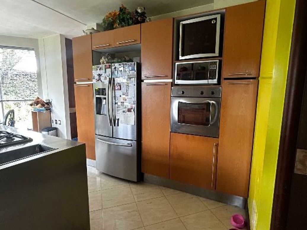 Casa de 4 alcobas en venta en Nueva Zelandia, Bogotá, 360 m² · foto 2 de 3