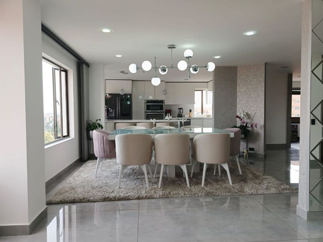 Apartamento de 5 alcobas en venta en Prados De La Calleja, Bogotá, 245 m² · foto 10 de 16