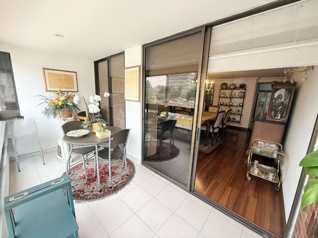 Apartamento de 3 alcobas en venta en Santa Bibiana, Bogotá, 220 m² · foto 7 de 20