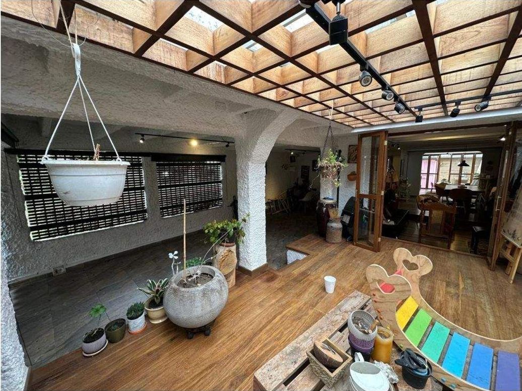 Casa de 4 alcobas en venta en La Emilia, Bogotá, 241 m² · foto 4 de 16