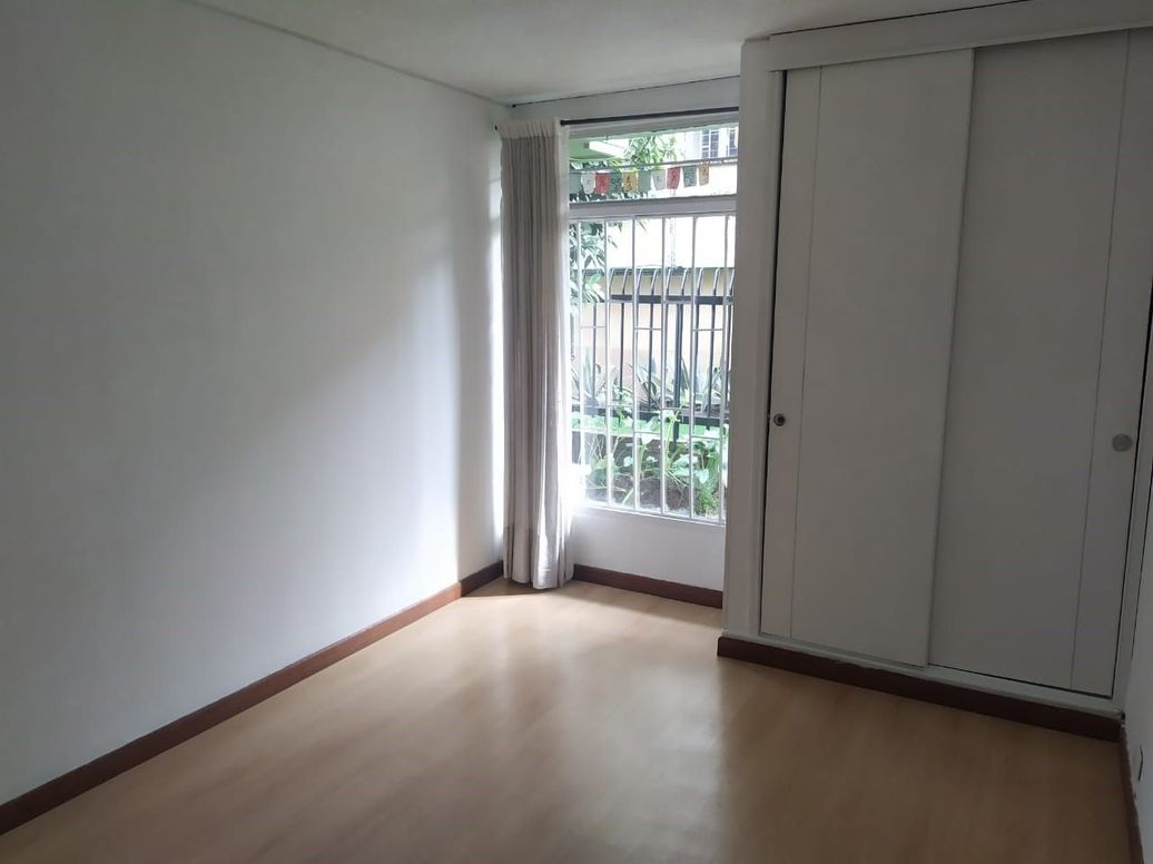 Apartamento de 2 alcobas en venta en La Castellana, Bogotá, 84 m² · foto 10 de 20