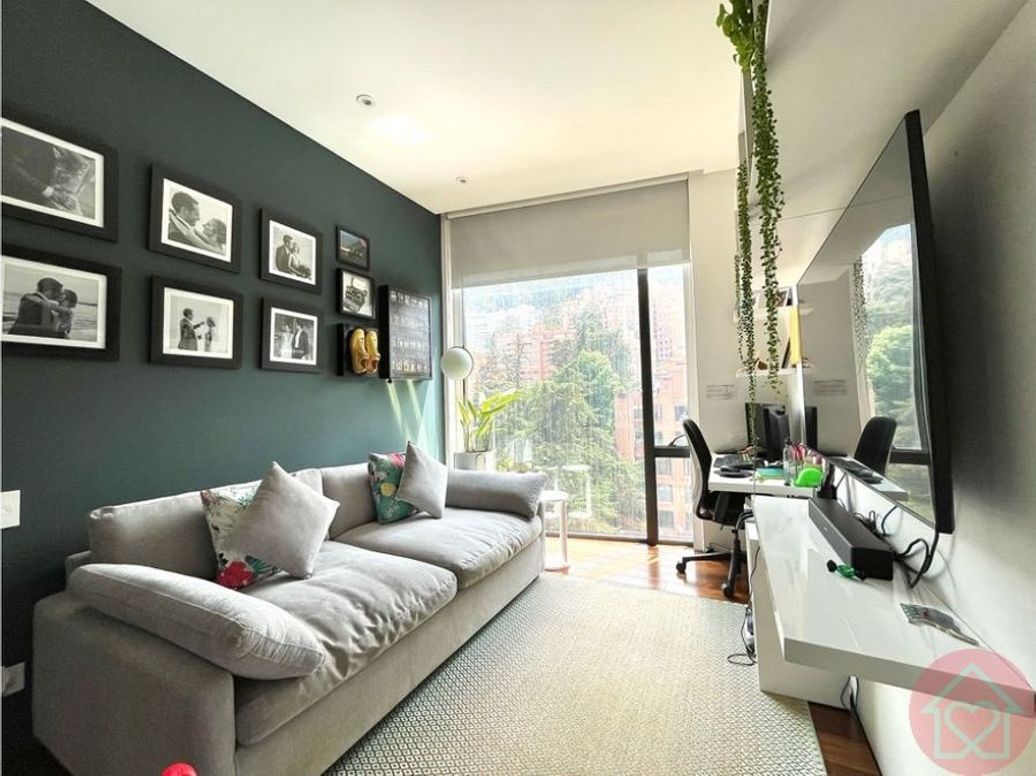 Apartamento de 3 alcobas en venta en Los Rosales, Bogotá, 185 m² · foto 3 de 19