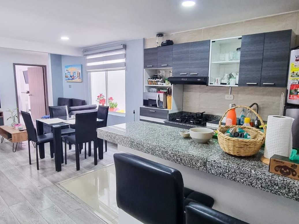 Casa de 6 alcobas en venta en Simón Bolívar, Bogotá, 365 m² · foto 4 de 14
