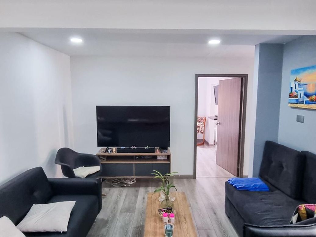 Casa de 6 alcobas en venta en Simón Bolívar, Bogotá, 365 m² · foto 5 de 14
