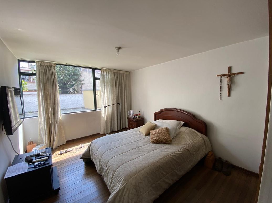 Casa de 4 alcobas en venta en Pasadena, Bogotá, 223 m² · foto 15 de 19