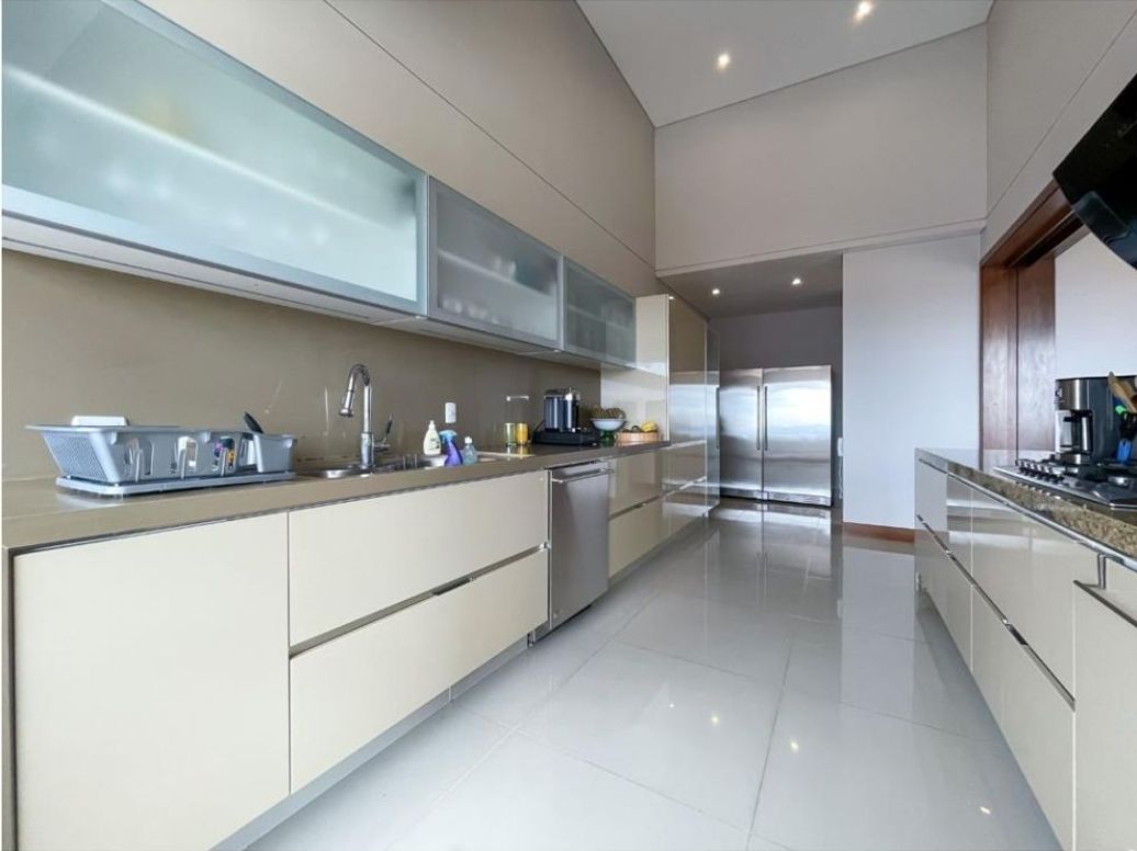 Apartamento de 4 alcobas en venta en Cerros De Santa Barbara, Bogotá, 415 m² · foto 16 de 20