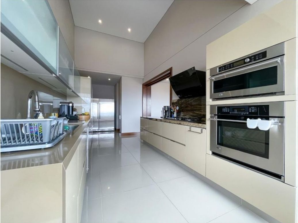 Apartamento de 4 alcobas en venta en Cerros De Santa Barbara, Bogotá, 415 m² · foto 17 de 20