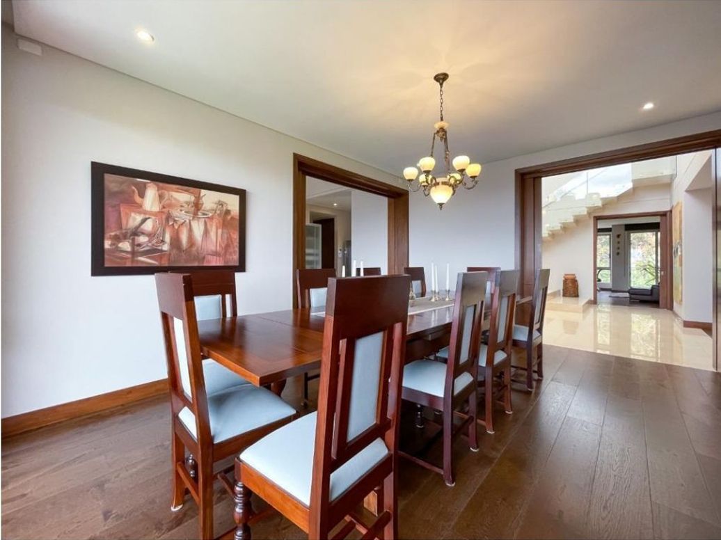 Apartamento de 4 alcobas en venta en Cerros De Santa Barbara, Bogotá, 415 m² · foto 13 de 20
