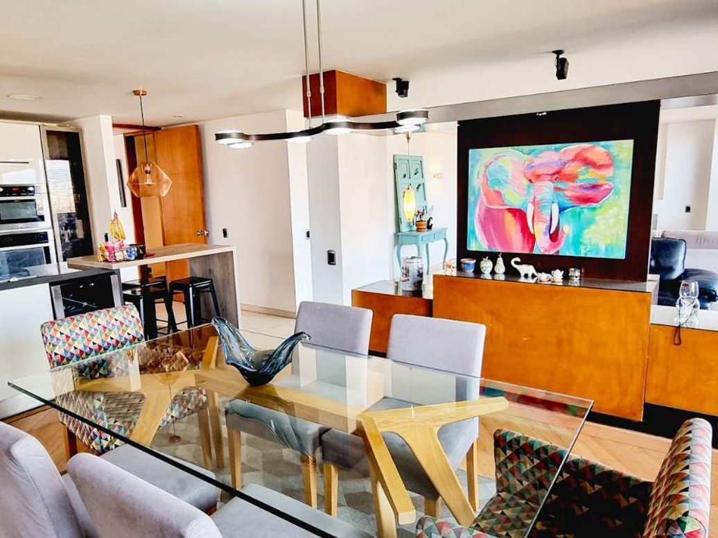 Apartamento de 3 alcobas en venta en Ciudad Jardín Norte, Bogotá, 164 m² · foto 2 de 10