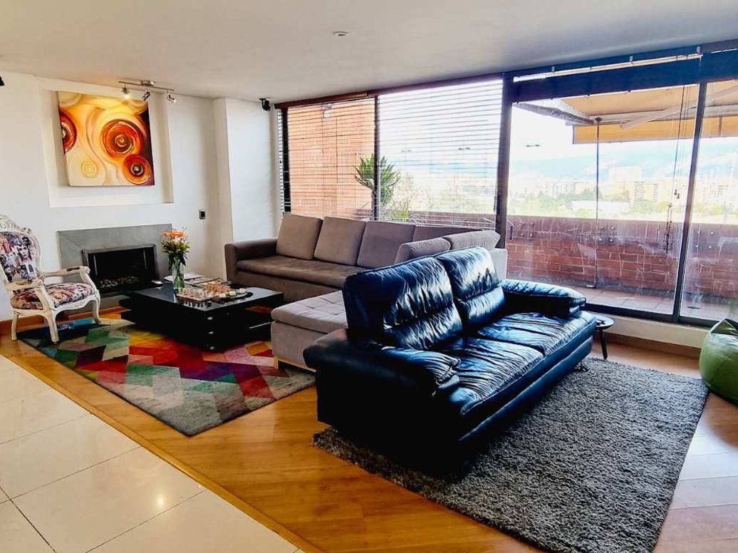 Apartamento de 3 alcobas en venta en Ciudad Jardín Norte, Bogotá, 164 m² · foto 6 de 10