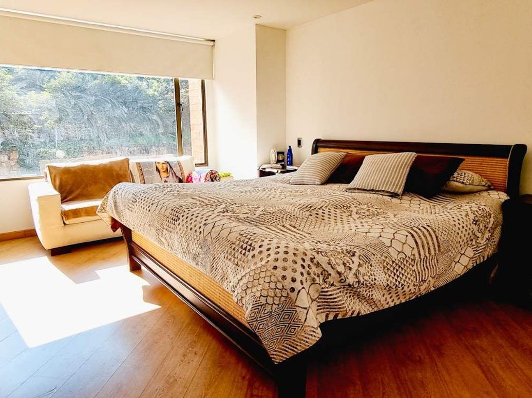 Apartamento de 3 alcobas en venta en Ciudad Jardín Norte, Bogotá, 164 m² · foto 7 de 10