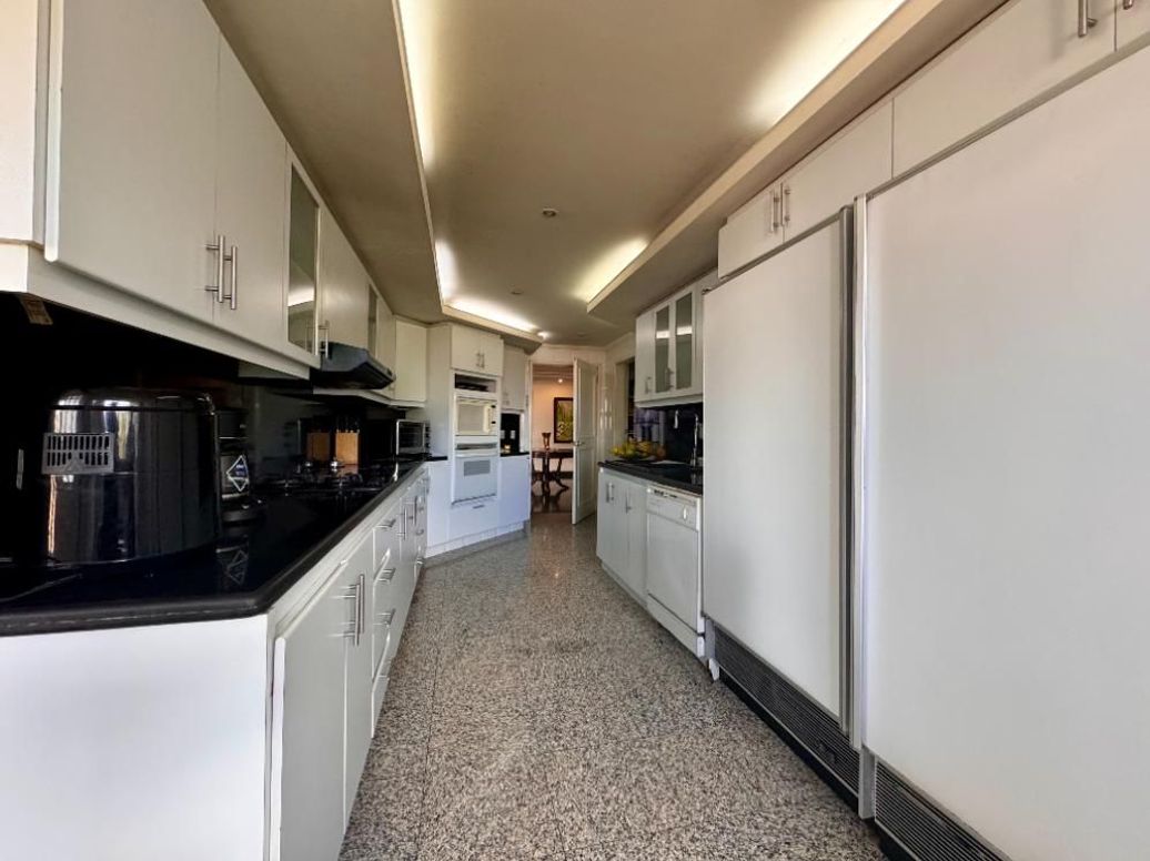 Apartamento de 3 alcobas en venta en Bellavista, Bogotá, 350 m² · foto 5 de 11