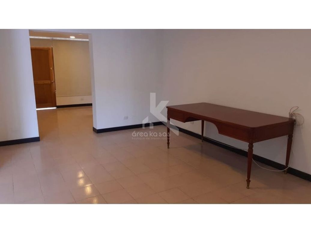Casa de 4 alcobas en venta en Los Alpes, Bogotá, 383 m² · foto 12 de 20