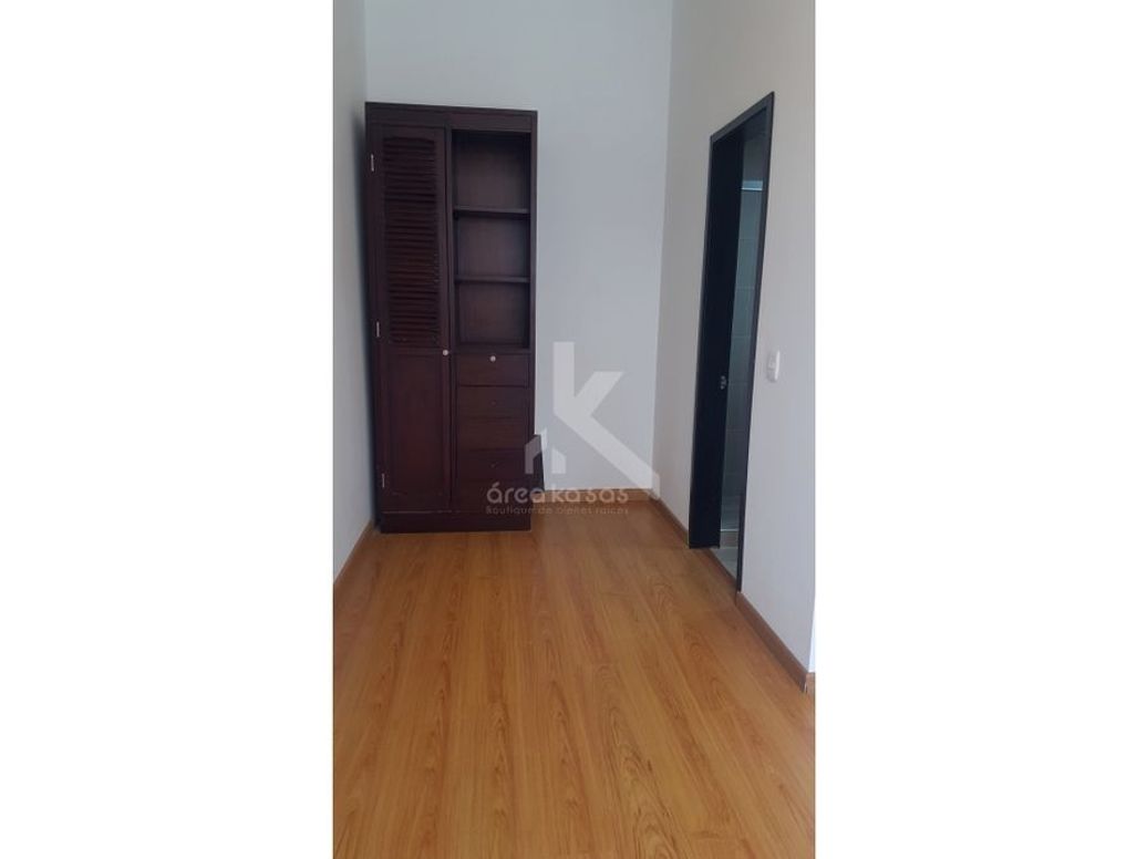 Casa de 4 alcobas en venta en Los Alpes, Bogotá, 383 m² · foto 11 de 20