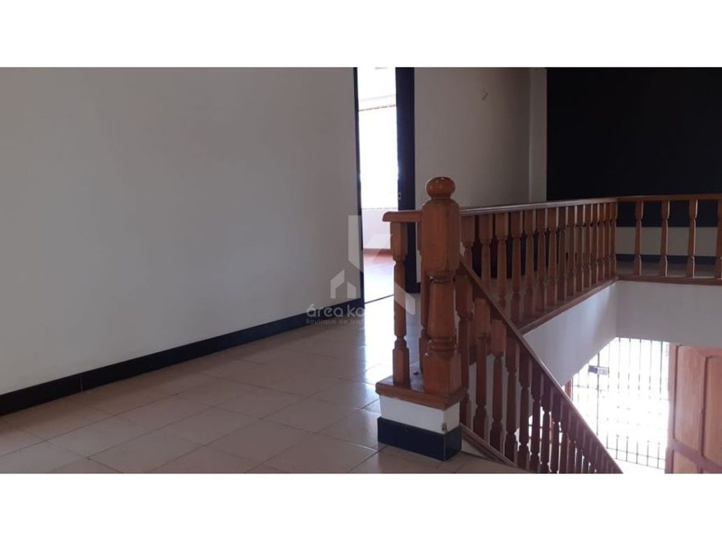 Casa de 4 alcobas en venta en Los Alpes, Bogotá, 383 m² · foto 19 de 20