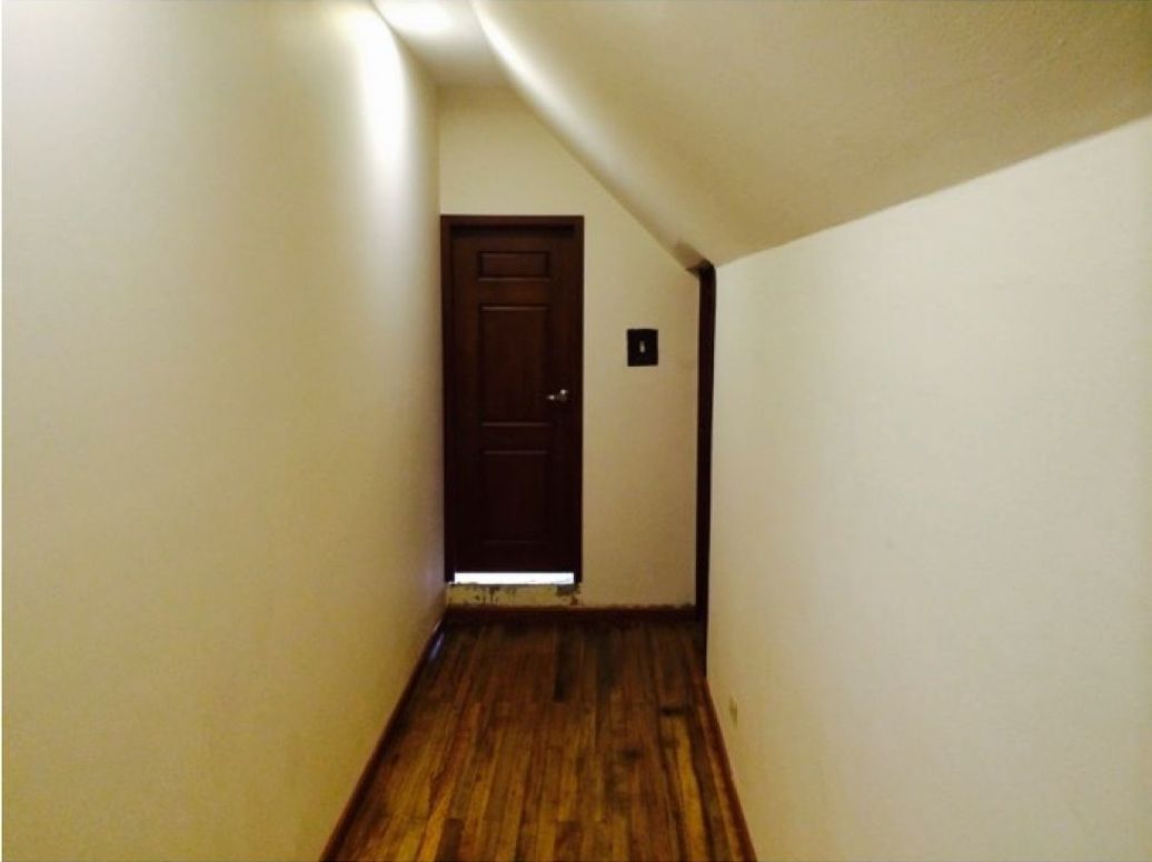Casa de 7 alcobas en venta en Teusaquillo, Bogotá, 700 m² · foto 5 de 20