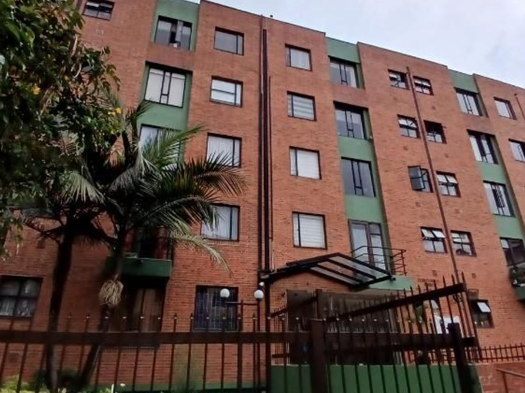 Apartamento de 3 alcobas en venta en San Cipriano, Bogotá, 64 m² · foto 11 de 11