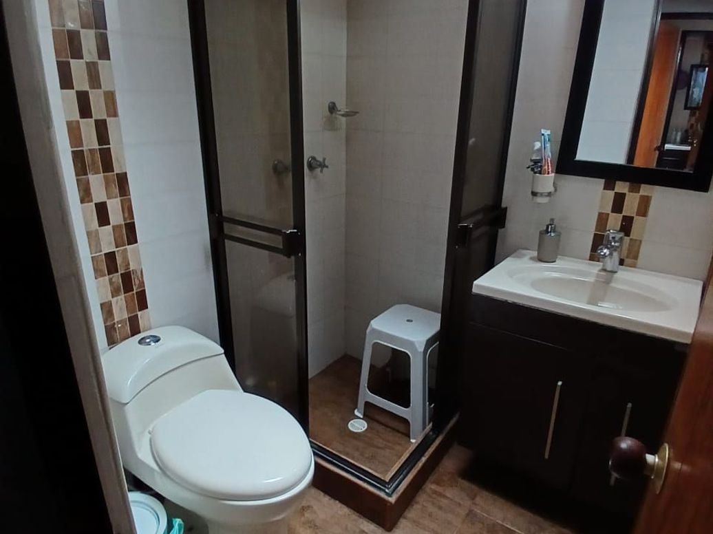 Apartamento de 3 alcobas en venta en San Cipriano, Bogotá, 64 m² · foto 9 de 11