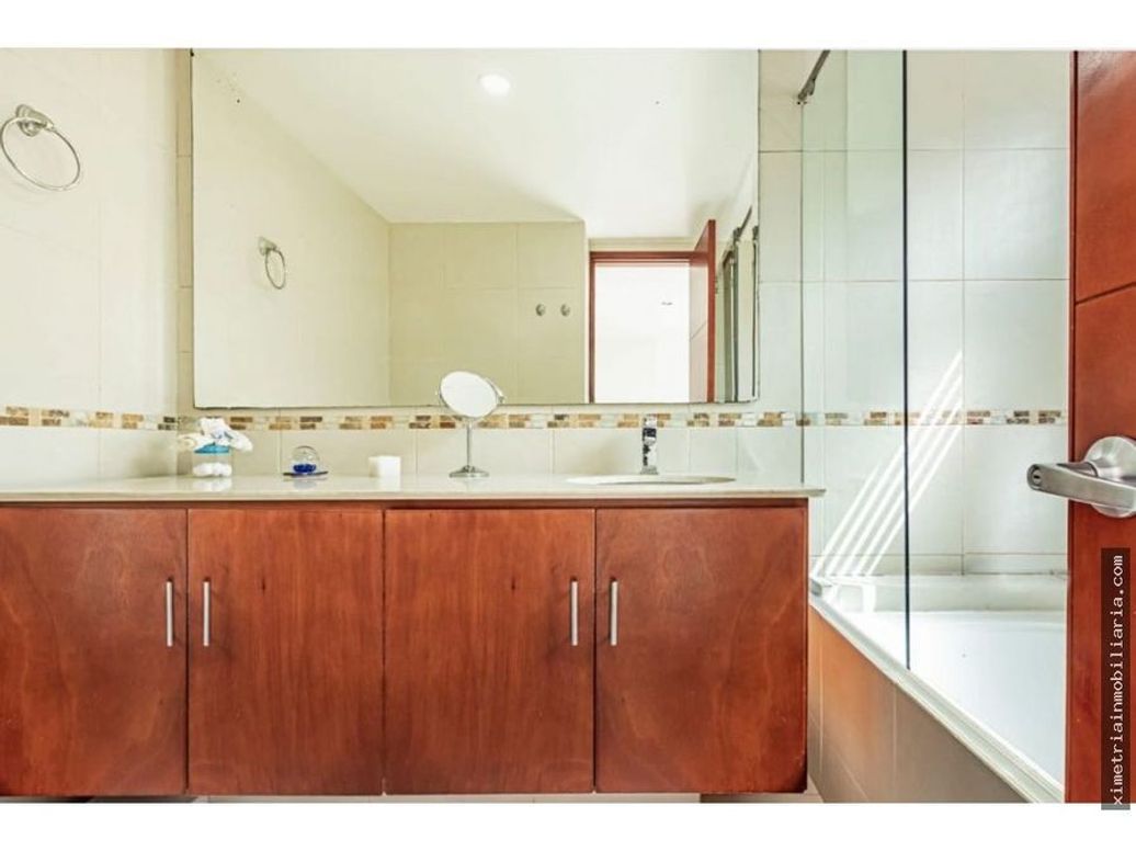 Apartamento de 3 alcobas en venta en Usaquén, Bogotá, 173 m² · foto 10 de 14