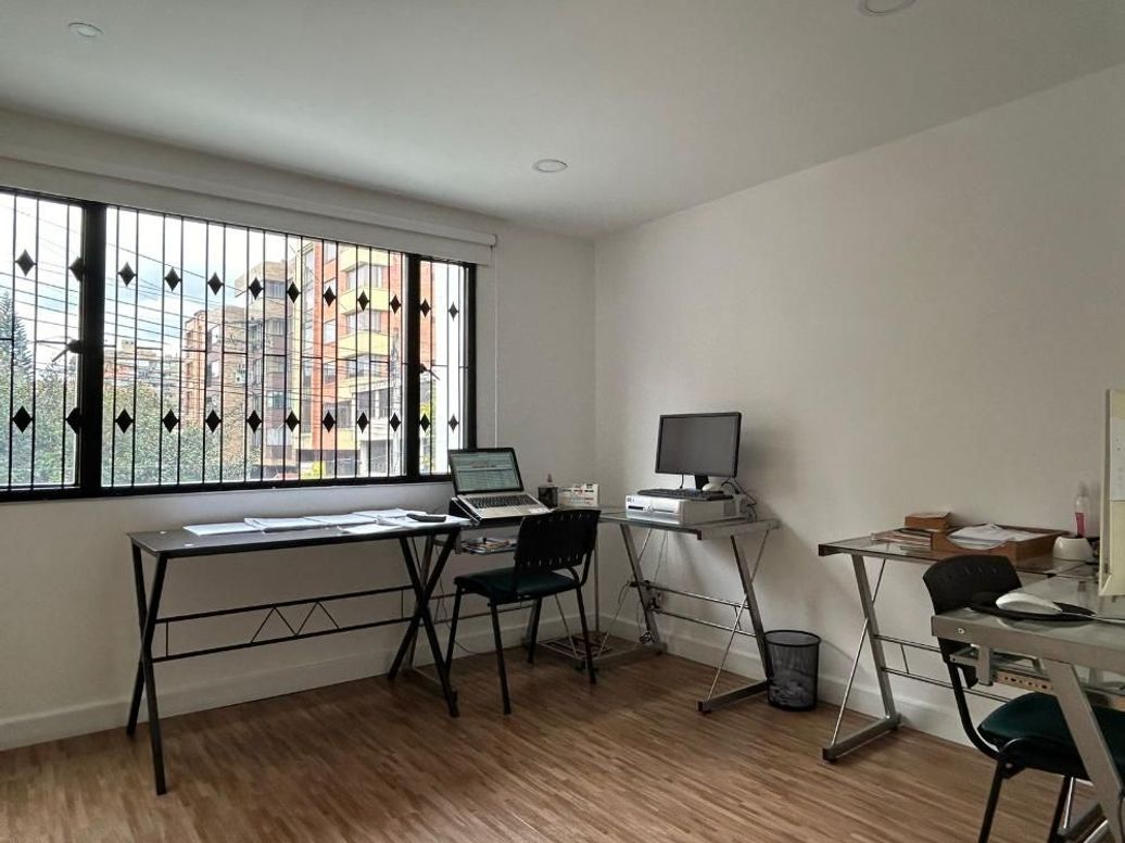 Casa de 3 alcobas en venta en Caobos Salazar, Bogotá, 227 m² · foto 12 de 20