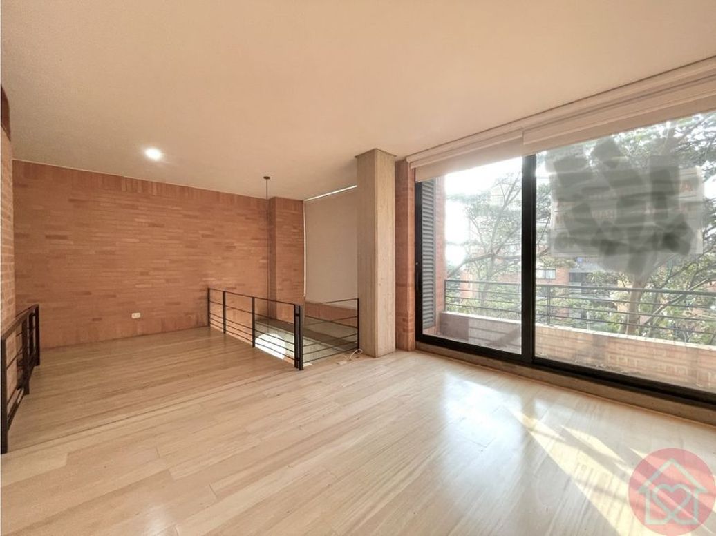 Apartamento de 1 alcoba en venta en Los Rosales, Bogotá, 115 m² · foto 5 de 10