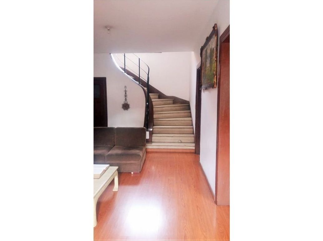 Casa de 5 alcobas en venta en Teusaquillo, Bogotá, 241 m² · foto 16 de 20