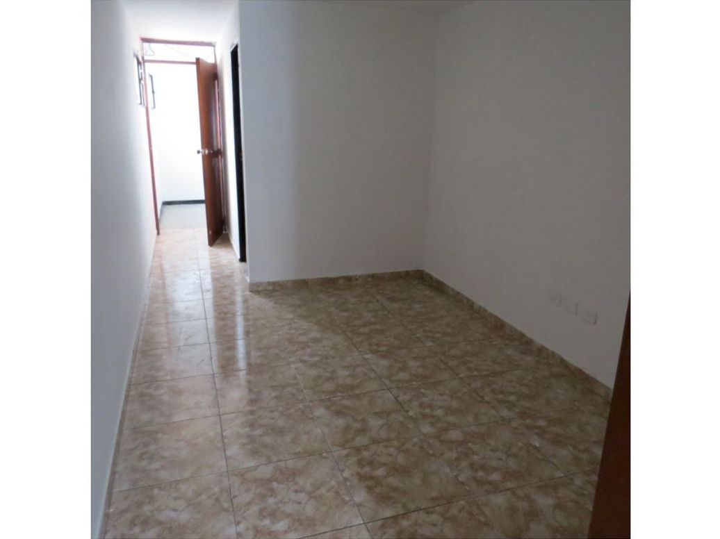 Casa de 5 alcobas en venta en Teusaquillo, Bogotá, 241 m² · foto 6 de 20