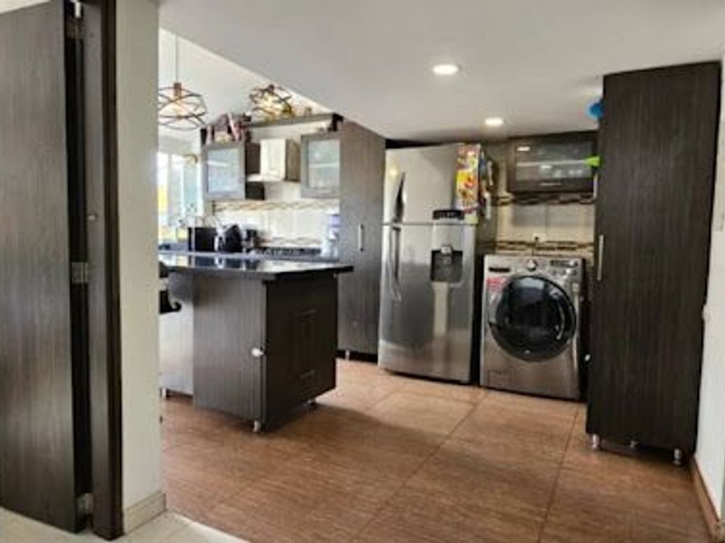 Apartamento de 5 alcobas en venta en Paulo Vi, Bogotá, 141 m² · foto 10 de 20