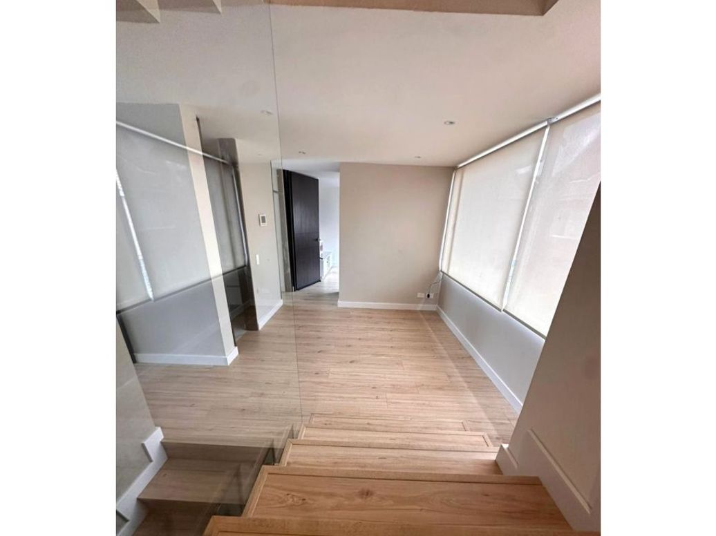 Casa de 5 alcobas en venta en San José De Bavaria, Bogotá, 445 m² · foto 10 de 20