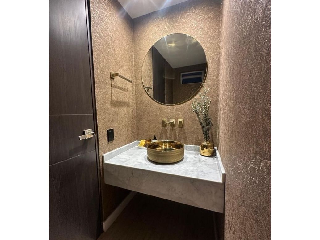 Casa de 5 alcobas en venta en San José De Bavaria, Bogotá, 445 m² · foto 9 de 20