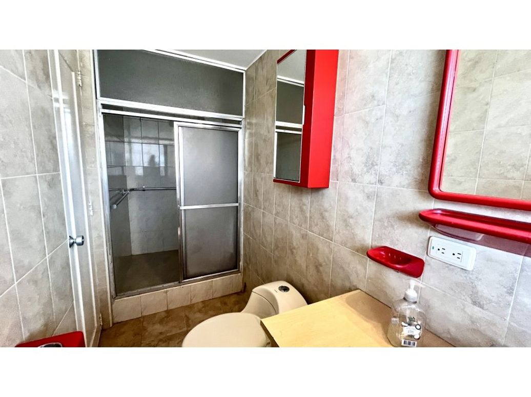 Apartamento de 3 alcobas en venta en Santa Barbara, Bogotá, 105 m² · foto 17 de 20
