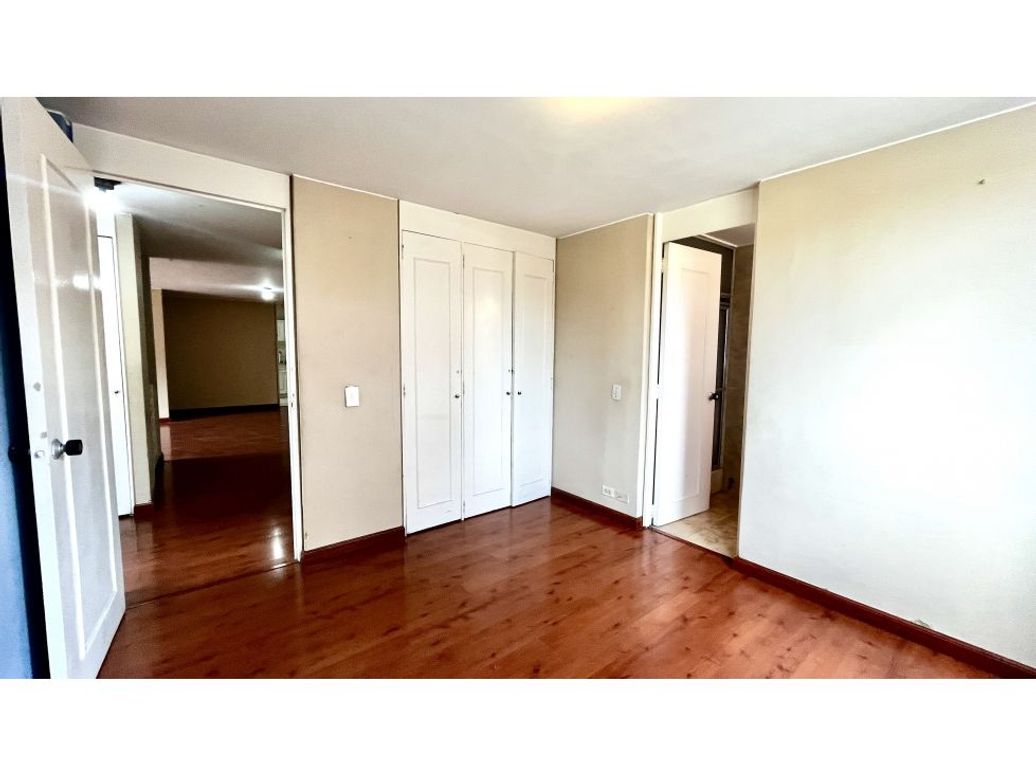 Apartamento de 3 alcobas en venta en Santa Barbara, Bogotá, 105 m² · foto 15 de 20