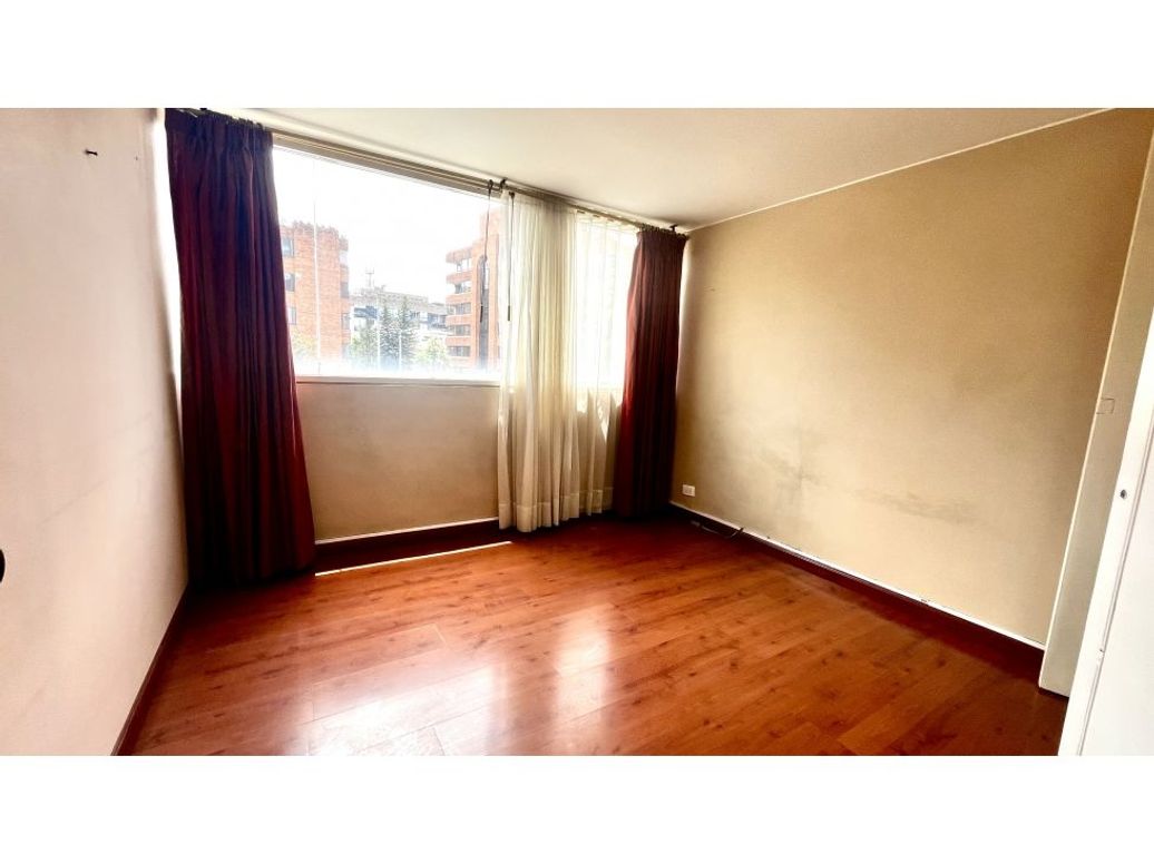 Apartamento de 3 alcobas en venta en Santa Barbara, Bogotá, 105 m² · foto 19 de 20