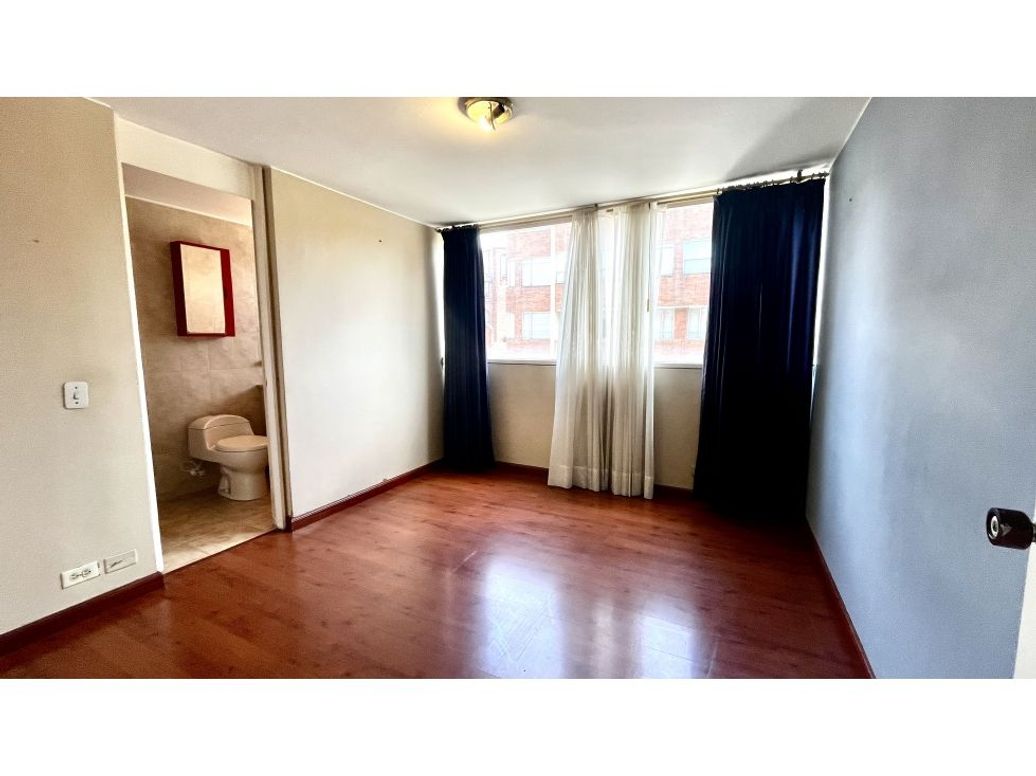 Apartamento de 3 alcobas en venta en Santa Barbara, Bogotá, 105 m² · foto 14 de 20