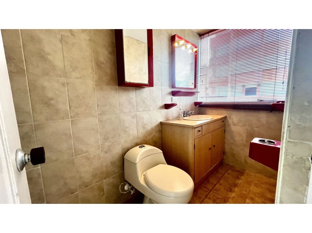 Apartamento de 3 alcobas en venta en Santa Barbara, Bogotá, 105 m² · foto 16 de 20