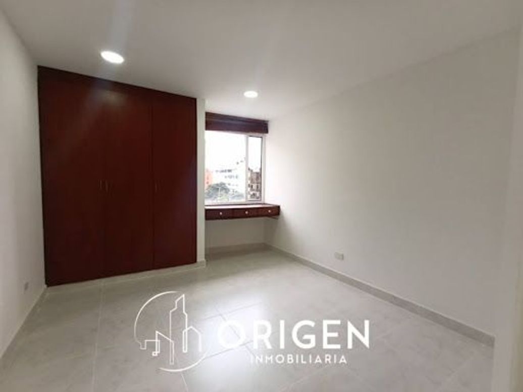 Apartamento de 2 alcobas en venta en Santa Barbara Alta, Bogotá, 81 m² · foto 16 de 20