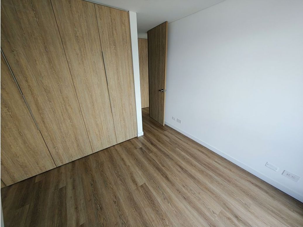 Apartamento de 2 alcobas en venta en Gran América, Bogotá, 80 m² · foto 16 de 20