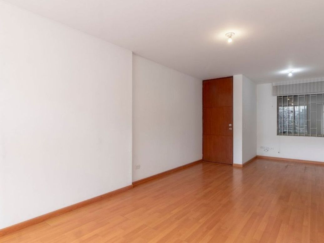 Apartamento de 3 alcobas en venta en Acacias Usaquen, Bogotá, 87 m² · foto 3 de 18