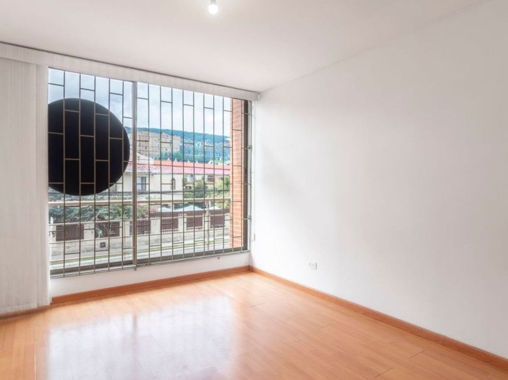 Apartamento de 3 alcobas en venta en Acacias Usaquen, Bogotá, 87 m² · foto 4 de 18