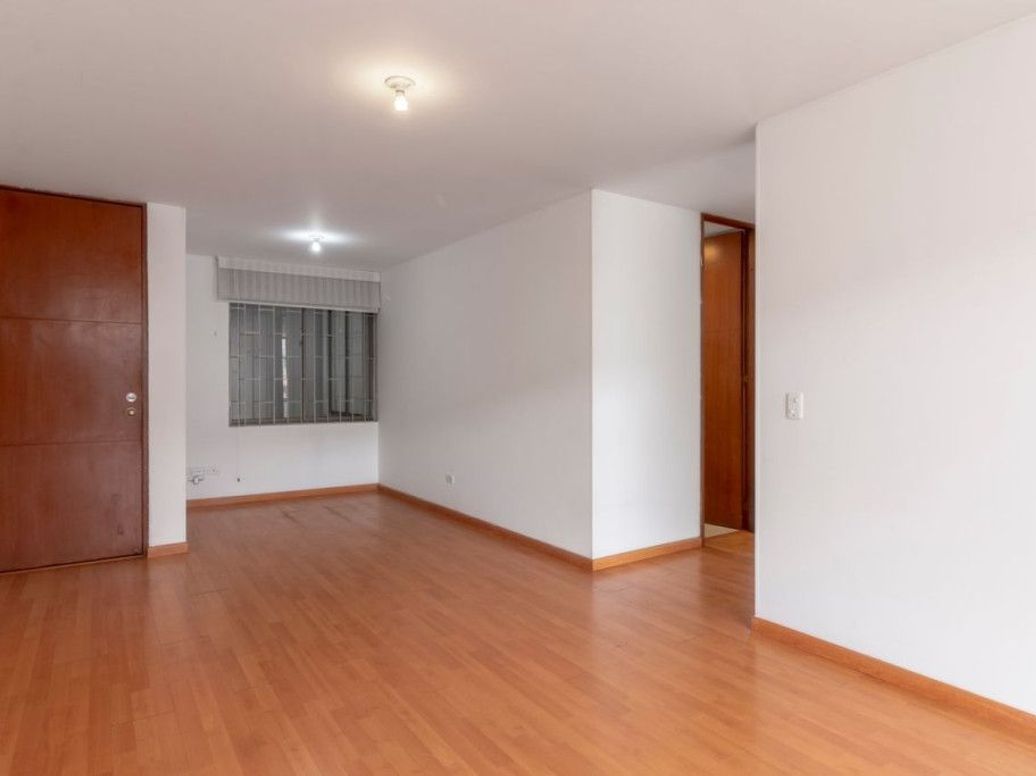 Apartamento de 3 alcobas en venta en Acacias Usaquen, Bogotá, 87 m² · foto 5 de 18