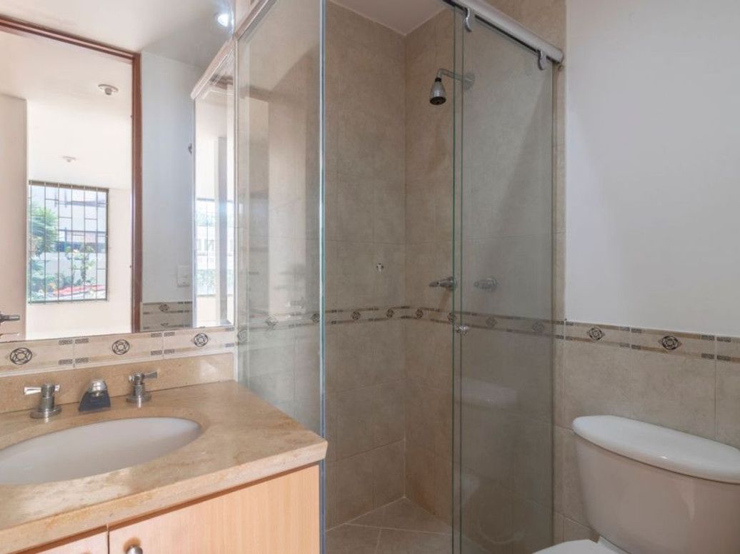 Apartamento de 3 alcobas en venta en Acacias Usaquen, Bogotá, 87 m² · foto 9 de 18